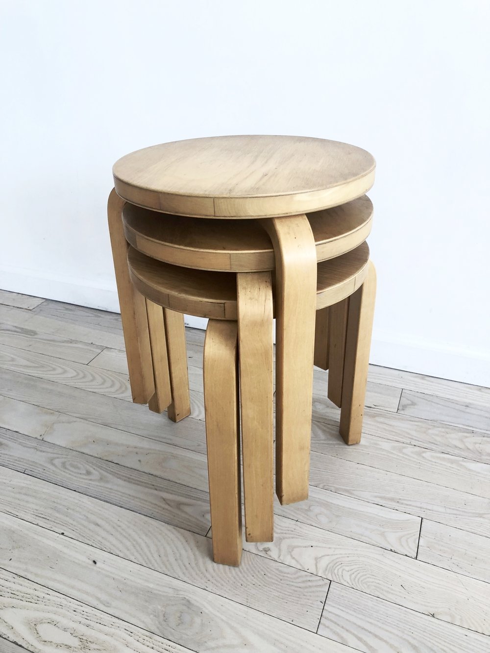 1960s Authentic Alvar Aalto Beech 3-Legged Stacking Stools-Set of