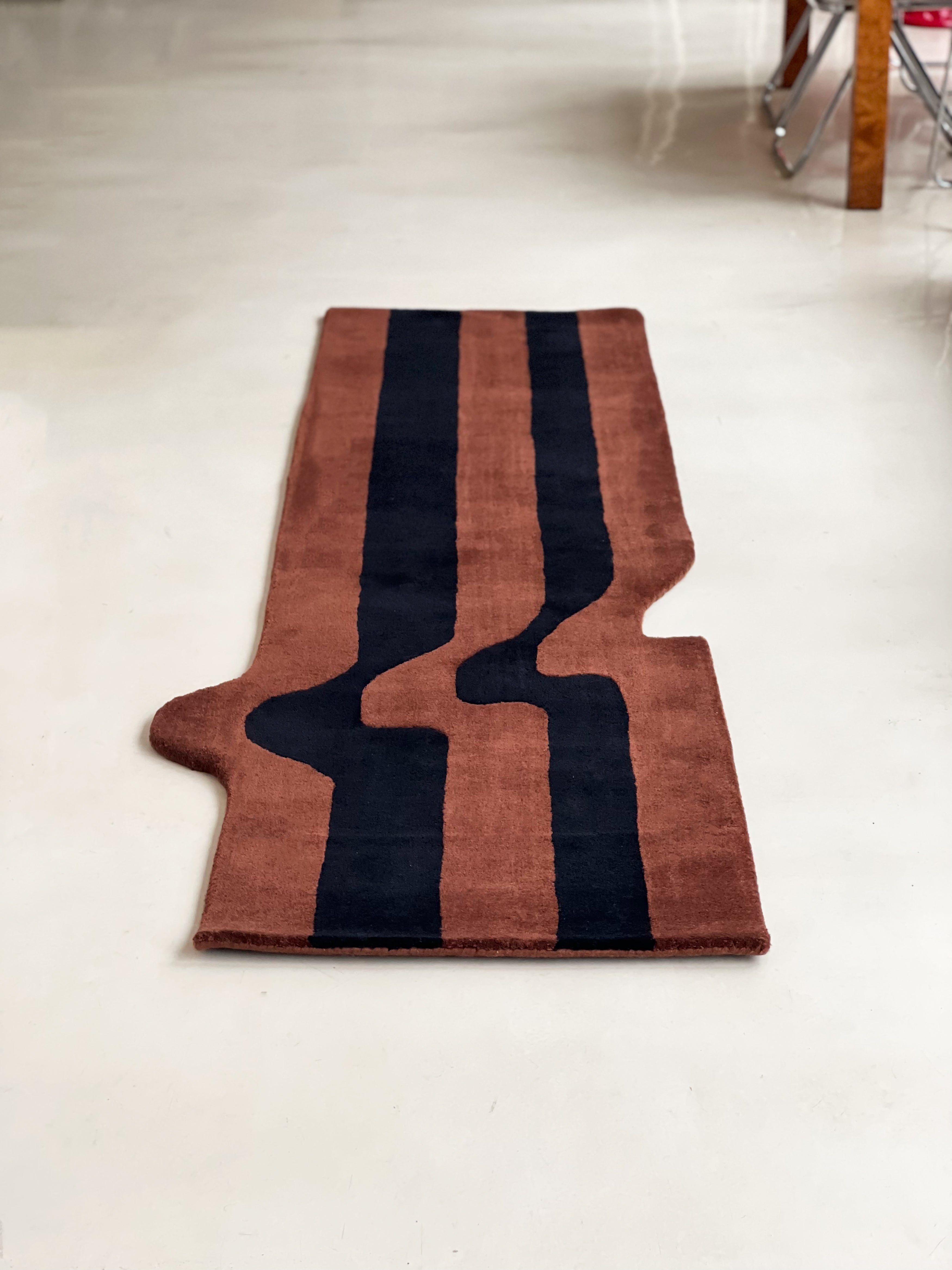 Salerno Runner Wool Rug - Cortado Nero