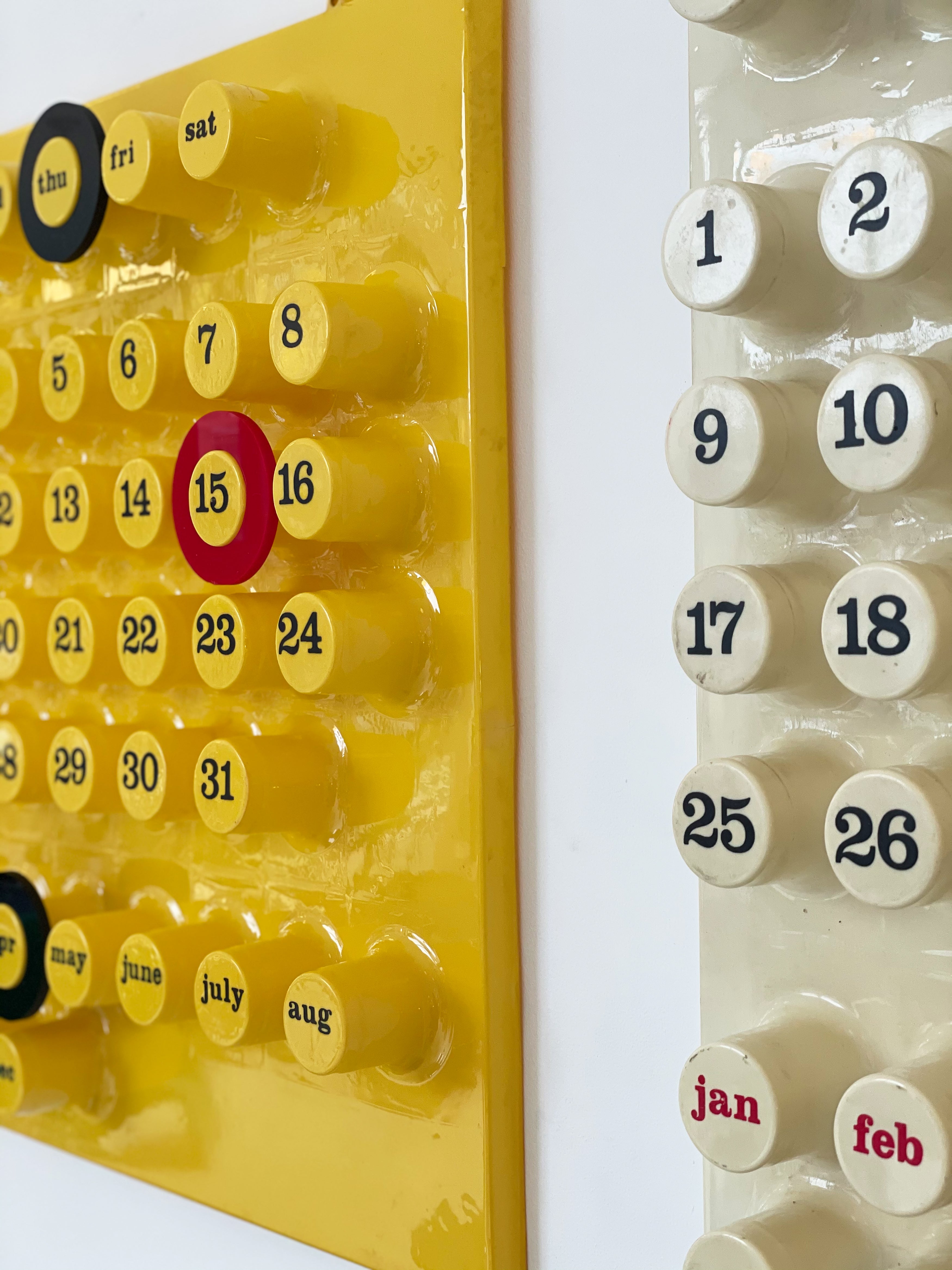 1970s-ring-a-date-perpetual-calendar-by-giorgio-della-beffa-home-union-nyc