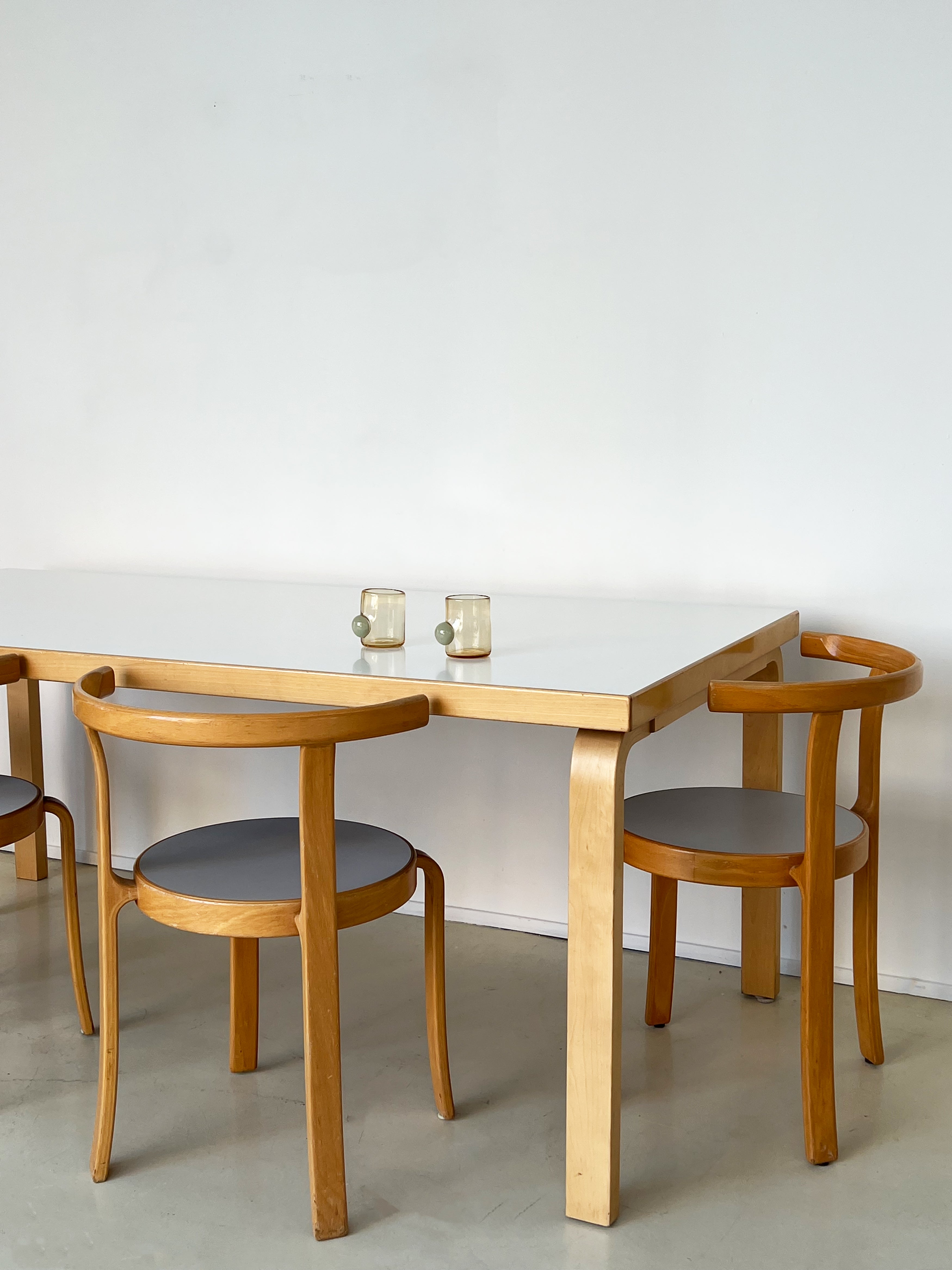 Vintage 8000 Series Beechwood Stacking Chairs, Set of 4 – Home