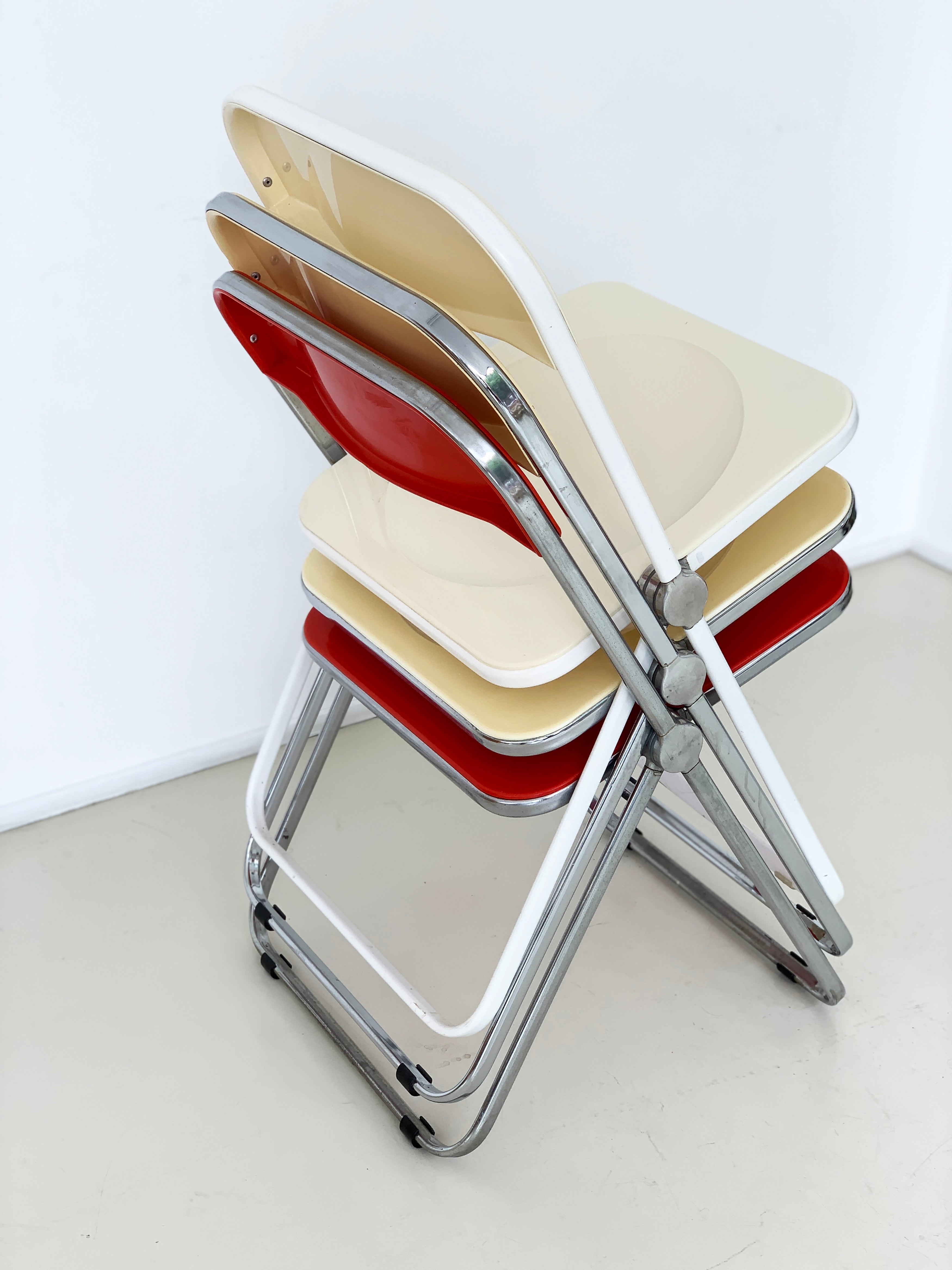 1970s Italian Plia Chairs by Giancarlo Piretti for Castelli