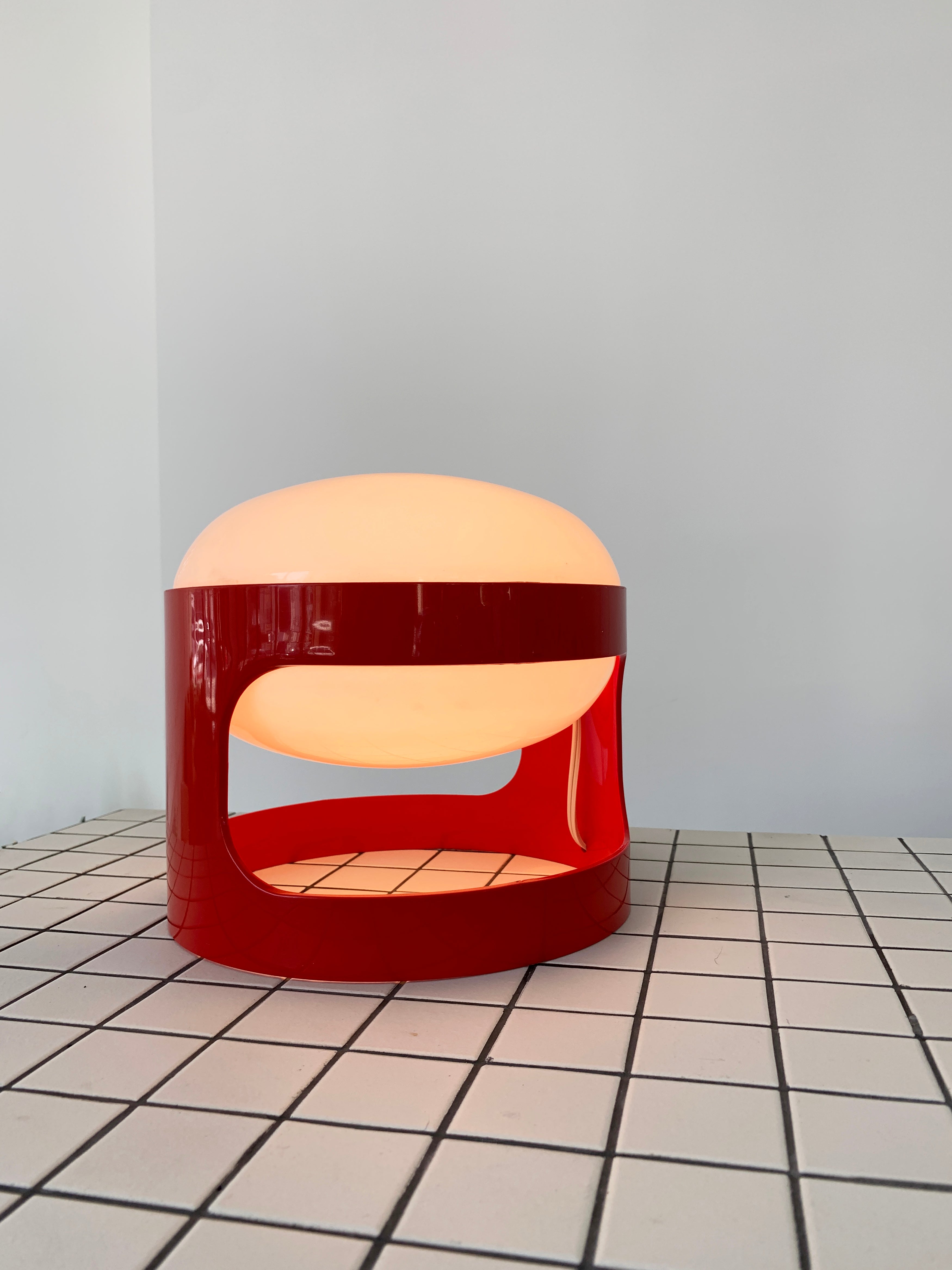 1960s Red Kartell KD28 Table Lamp by Joe Colombo, Italy – Home 