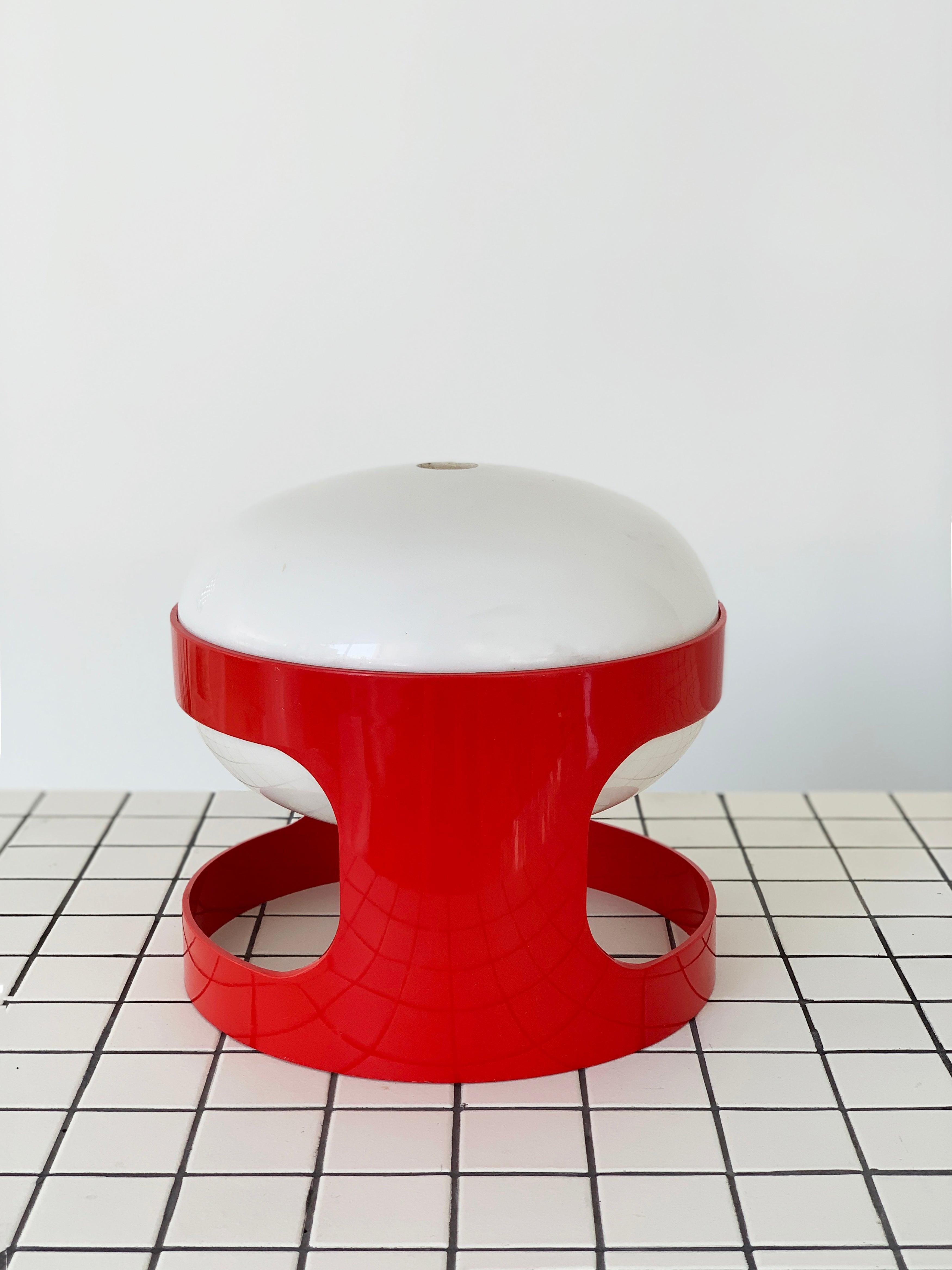1960s Red Kartell KD28 Table Lamp by Joe Colombo, Italy – Home 