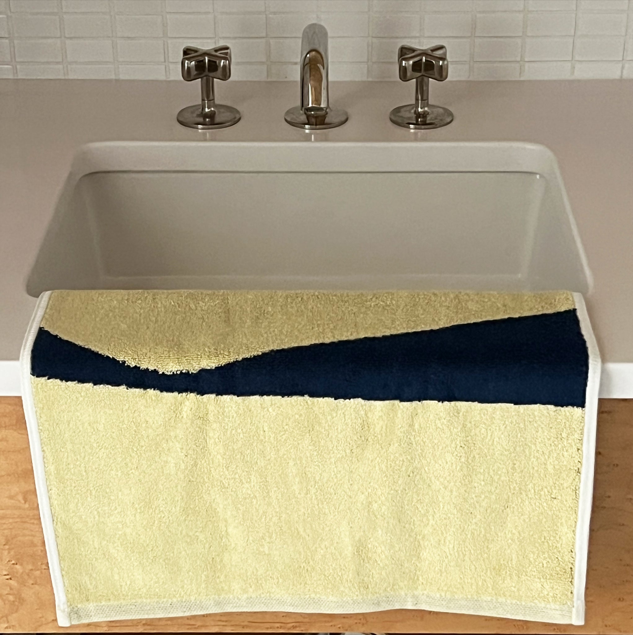 Navy + Pale Yellow Bamboo Hand Towel