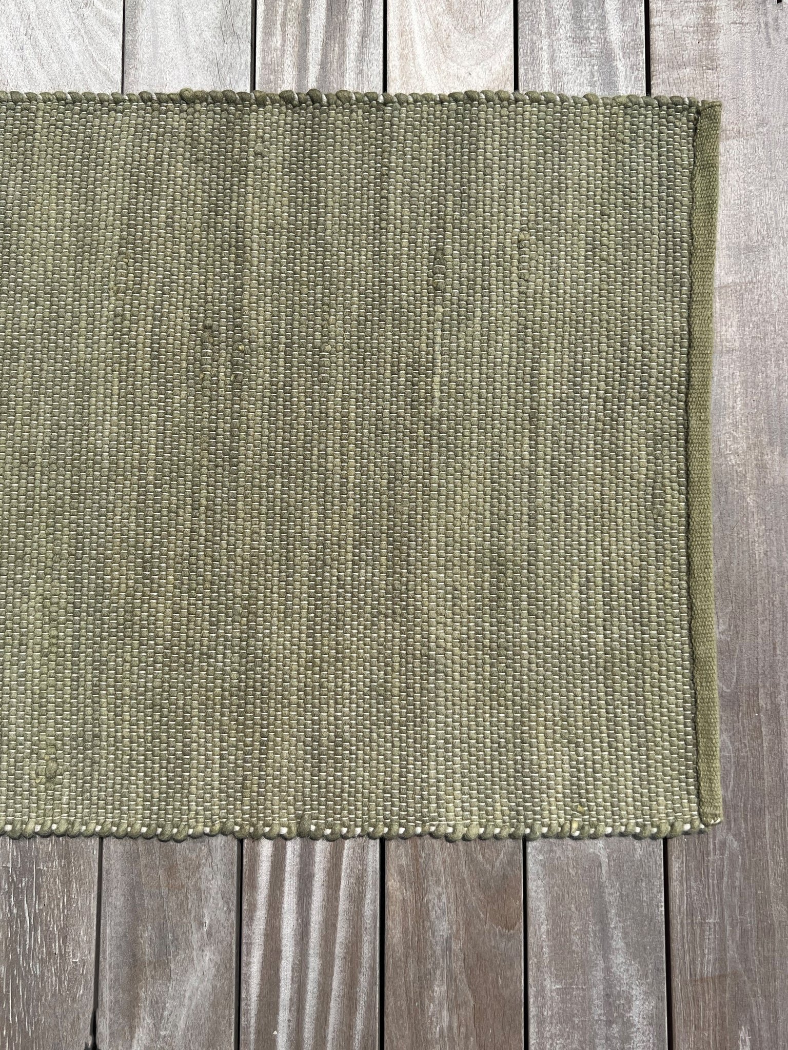 Hand-Woven Pea Green Wool Textured Rug by Home Union