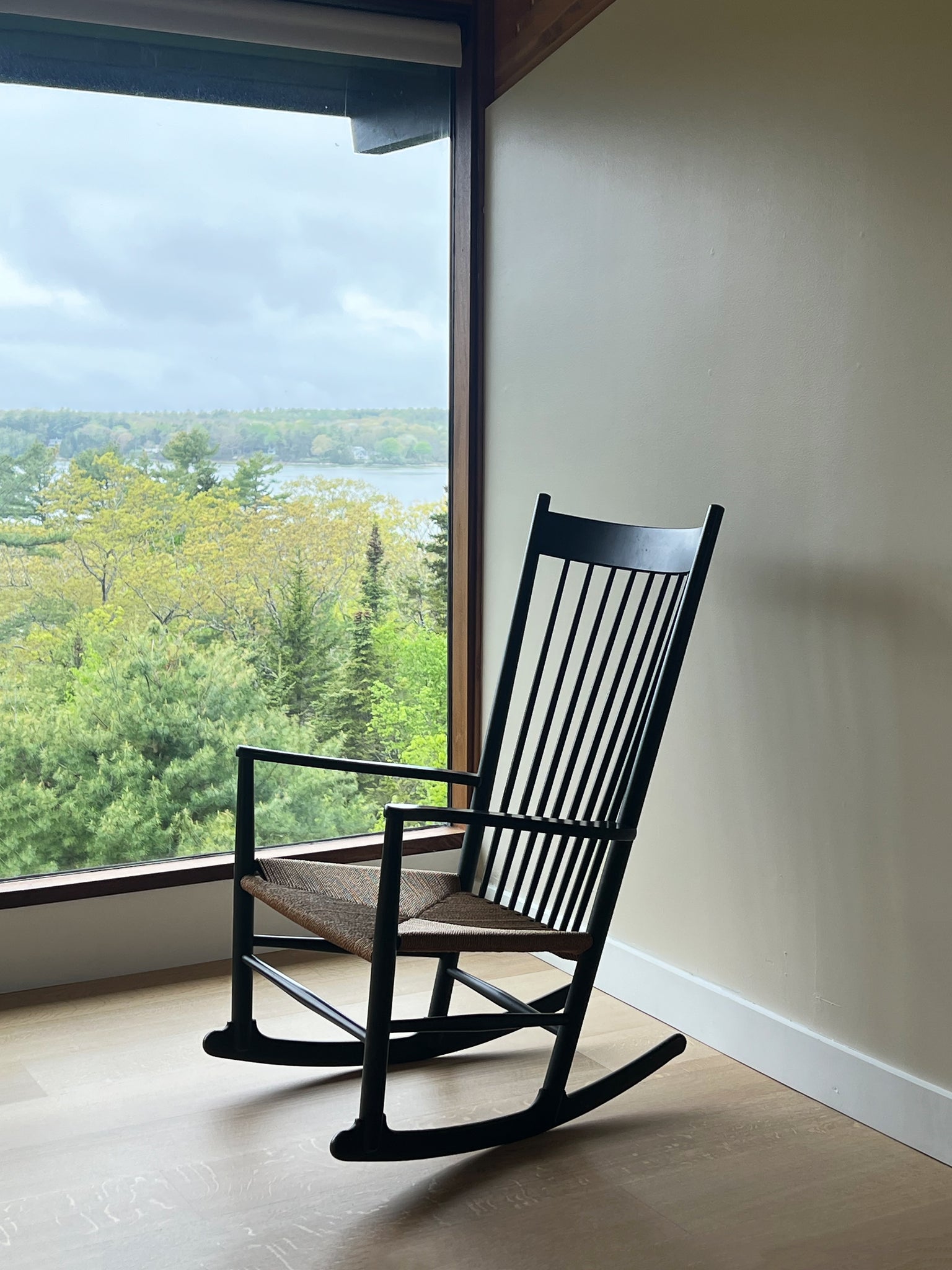 Vintage Hans Wegner J16 rocking Chair by FDB Møbler