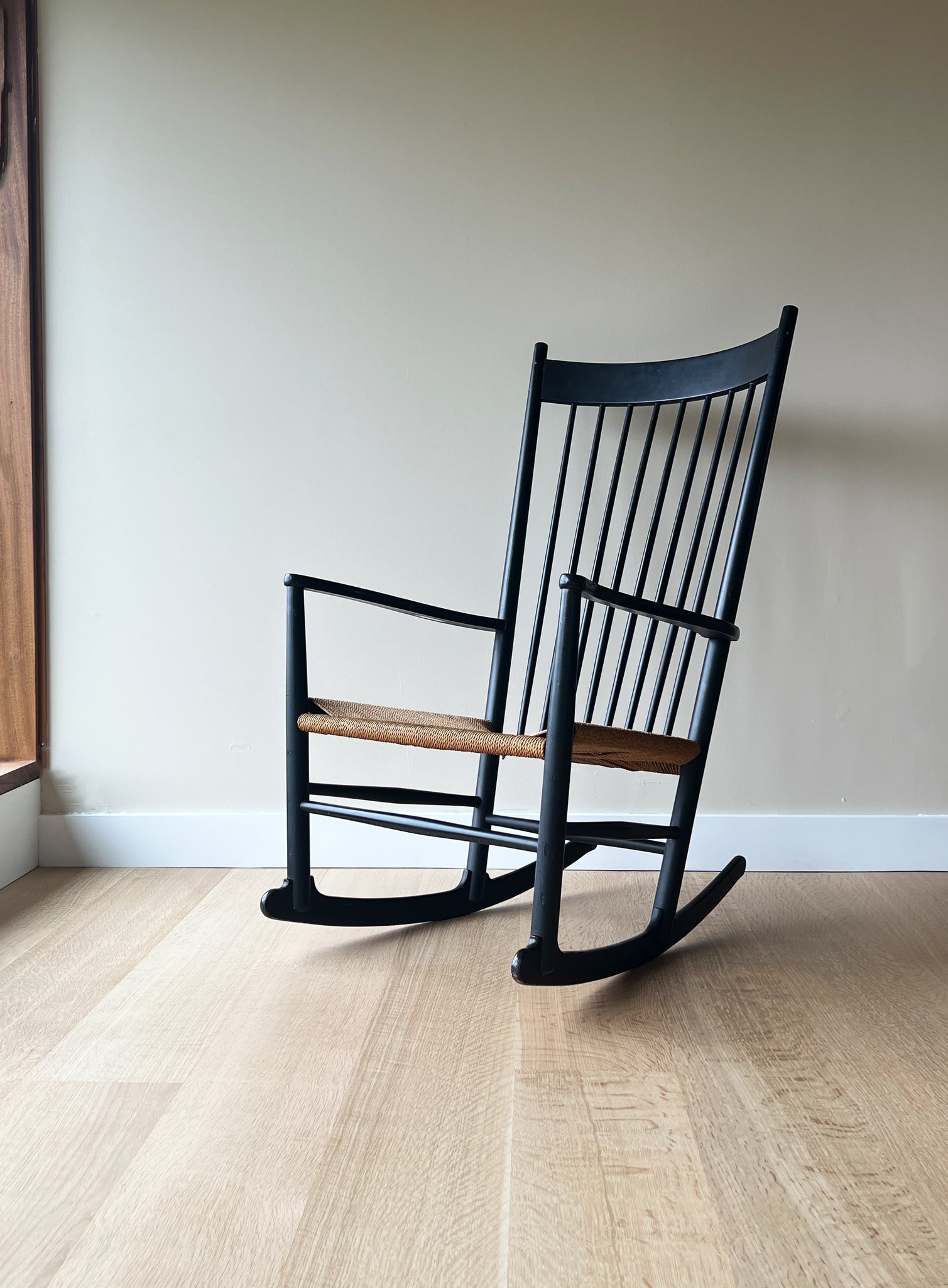 Vintage Hans Wegner J16 rocking Chair by FDB Møbler