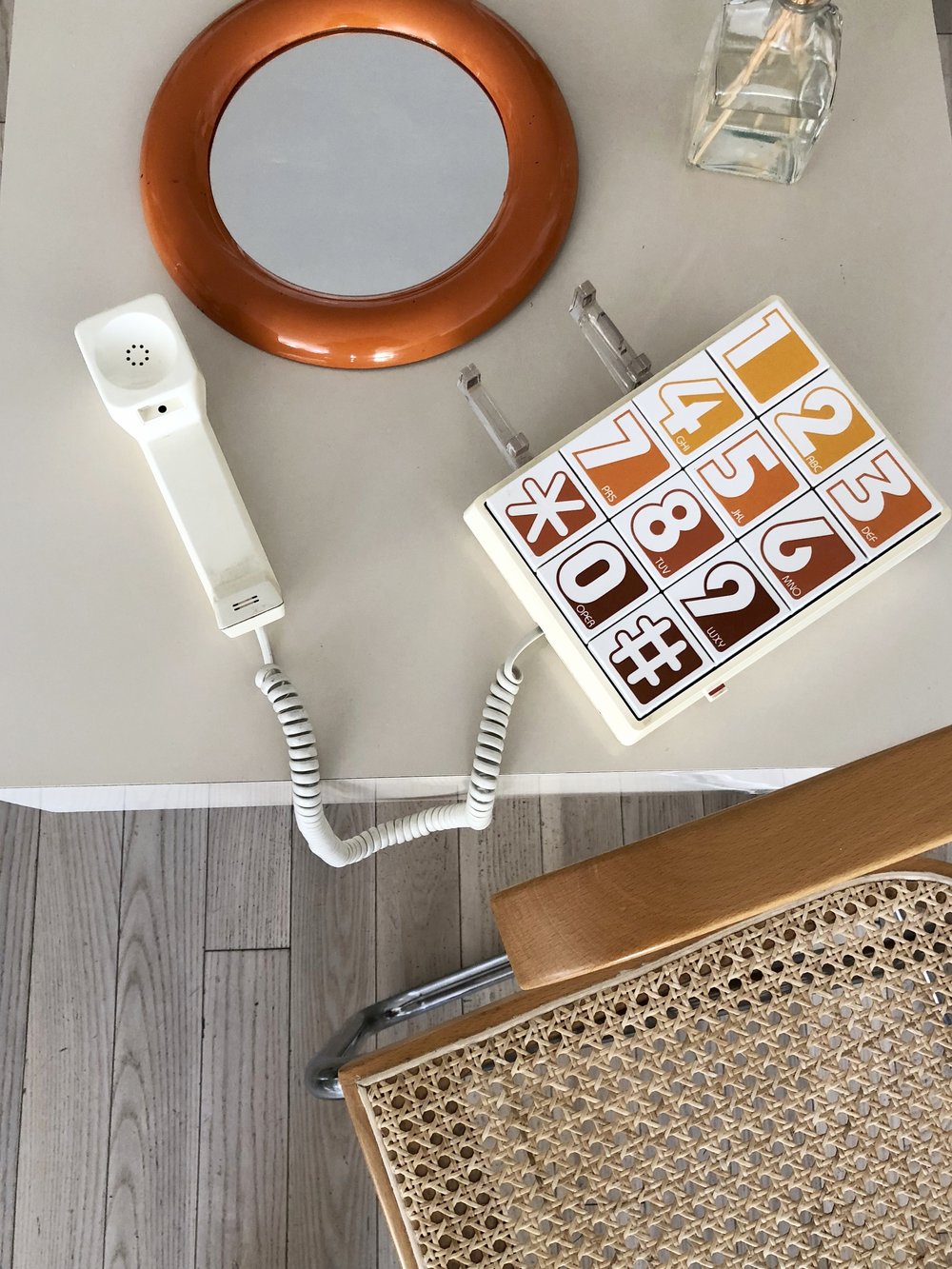 1970s Western Electric Ombre Big Number Phone
