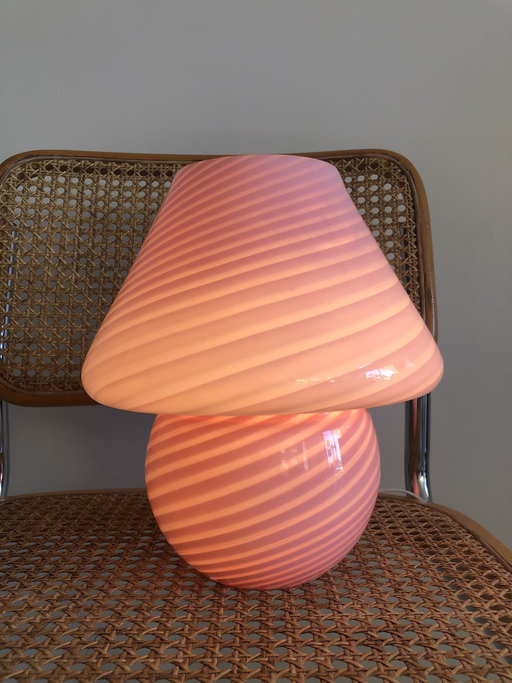 1970s Pink Swirl Murano Mushroom Lamp Table Lamp