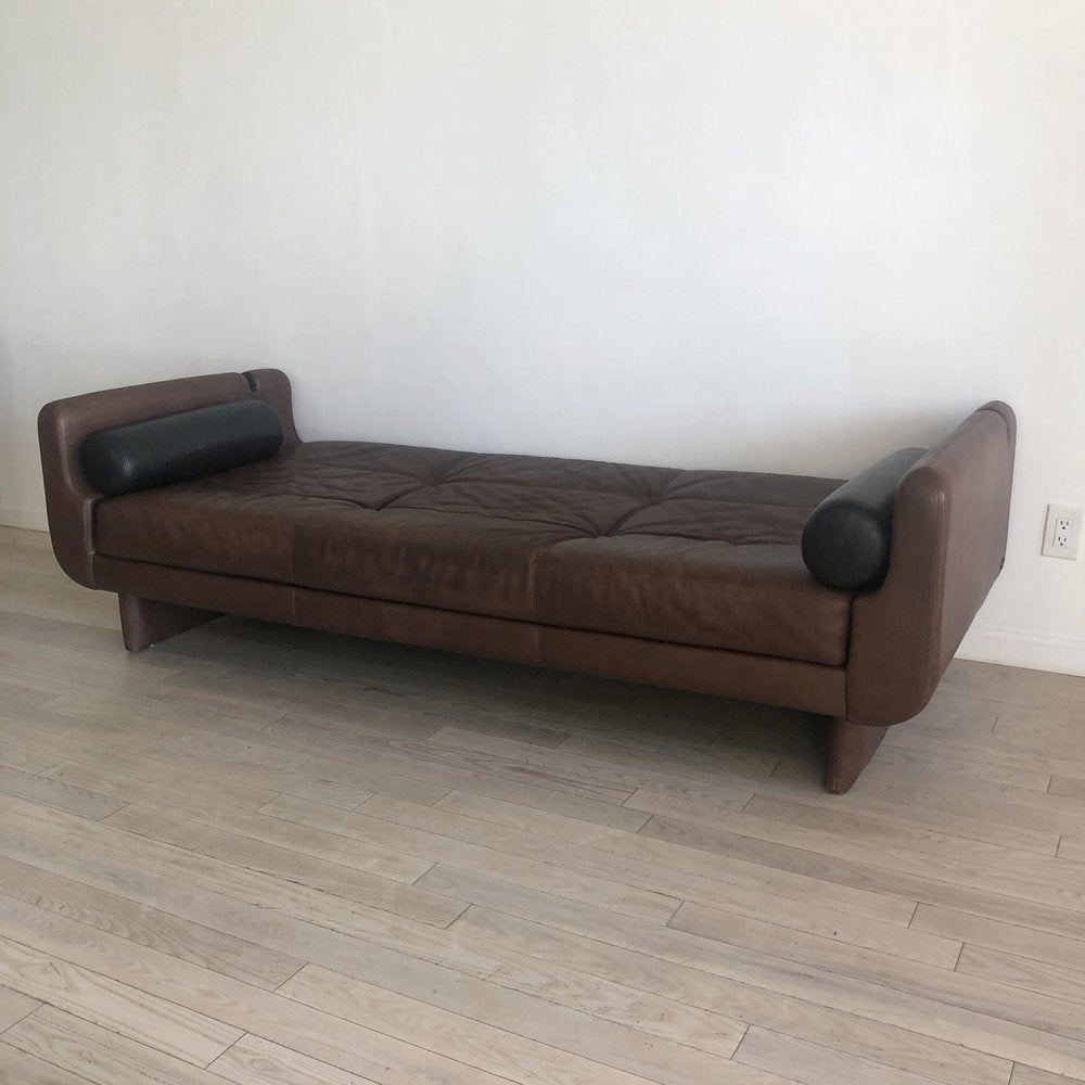 Vladimir Kagan 'Matinee' Sofa / Daybed in Leather