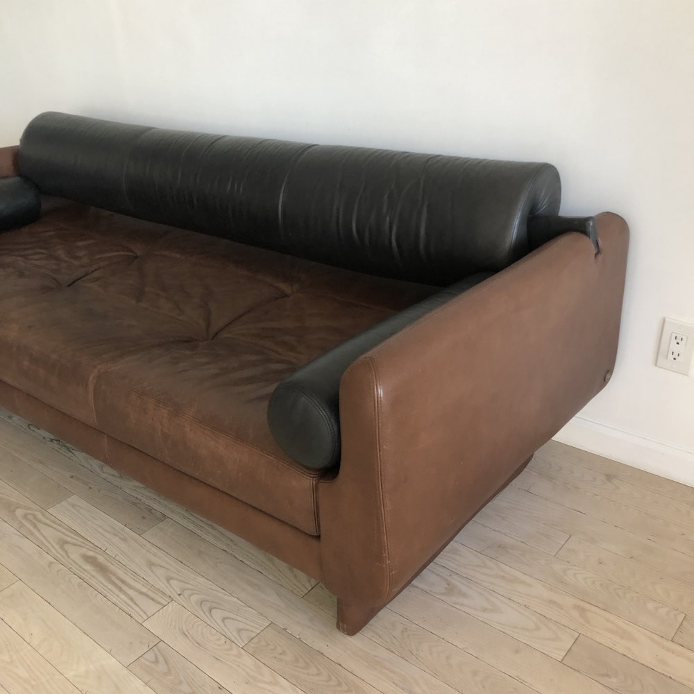 Vladimir Kagan 'Matinee' Sofa / Daybed in Leather