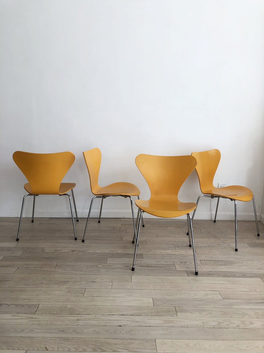 Set of 4 1985 Arne Jacobsen for Fritz Hansen "Series 7" Mustard Chairs