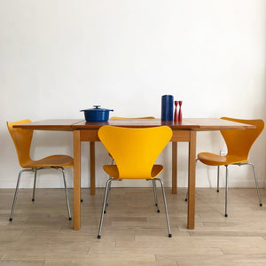 Set of 4 1985 Arne Jacobsen for Fritz Hansen "Series 7" Mustard Chairs