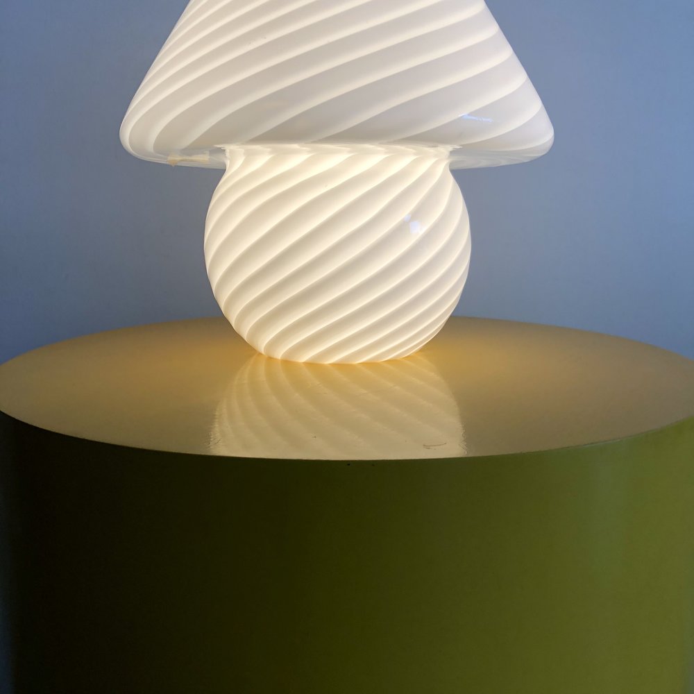 1970s Handblown Twisted Glass Mushroom Lamp by Vetri Murano