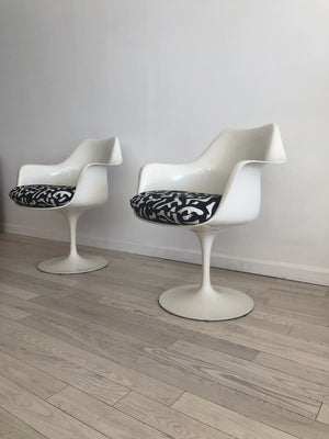 1960s Knoll Eero Saarinen Tulip Arm Chairs- Pair