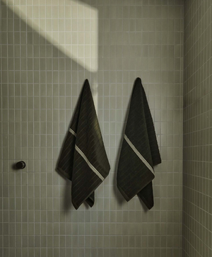 Baina Pool and Bath Towel