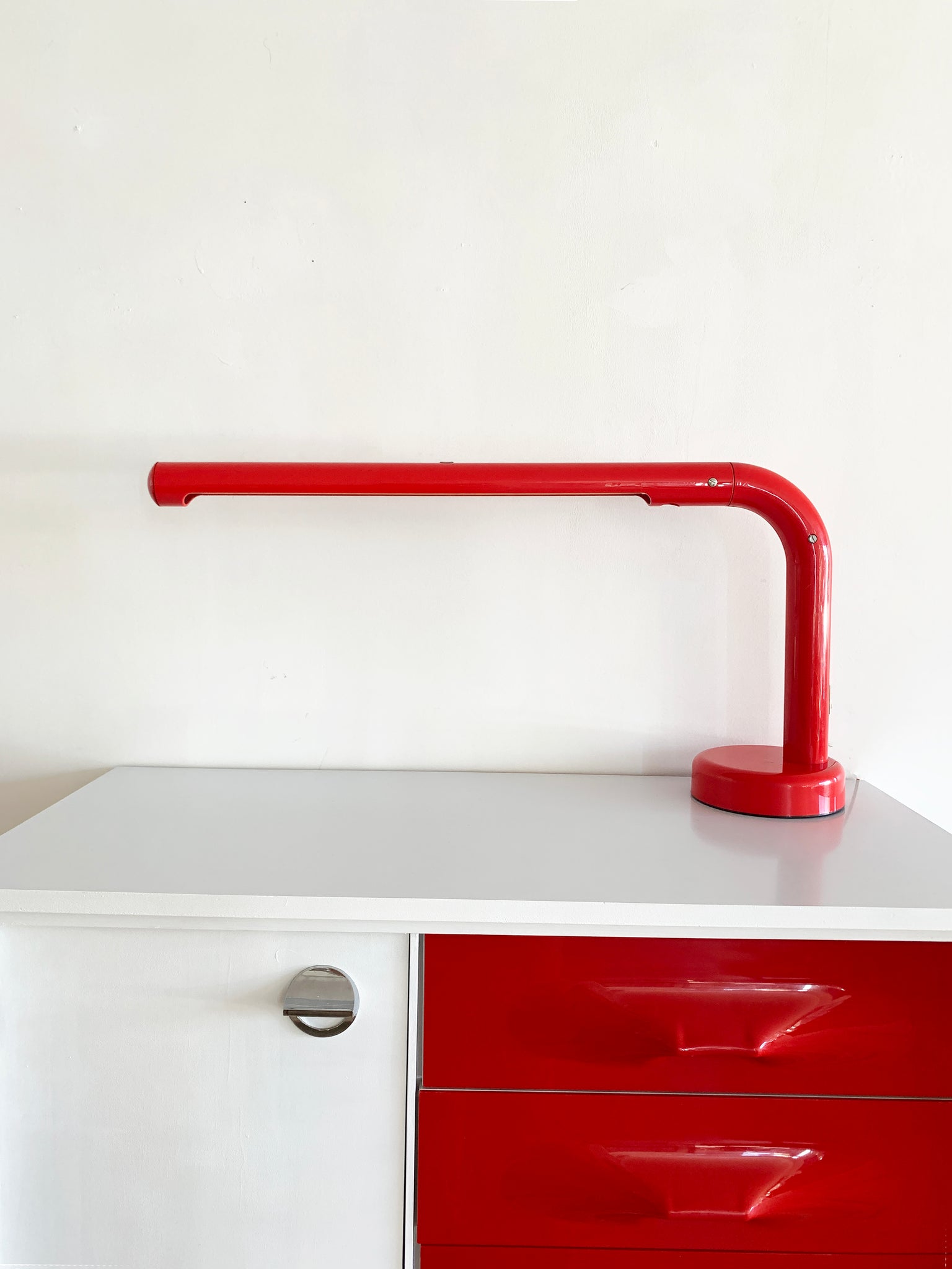 1970s Sweden Red Plastic Tube Lamp by Anders Pehrson for Ateljé Lyktan