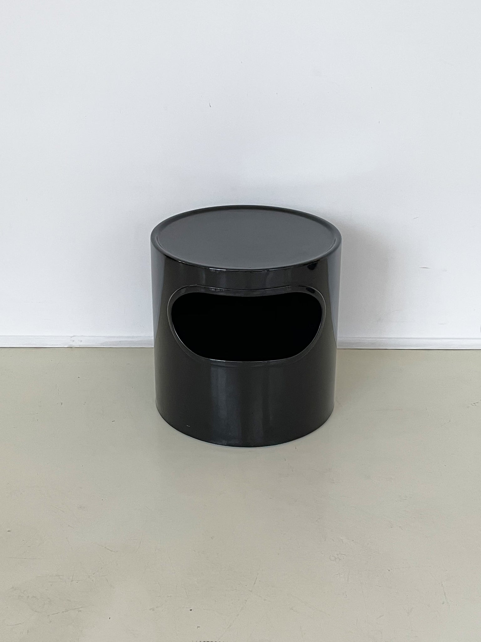 Giano-Giano-Vano Black Fiberglass Table by Emma Gismondi Schweinberger for Artemide