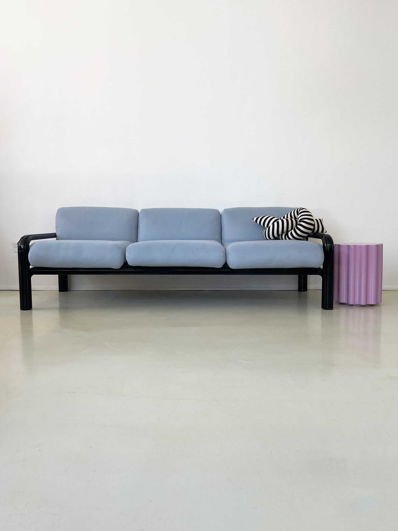 1970s Gae Aulenti for Knoll Baby Blue Sofa