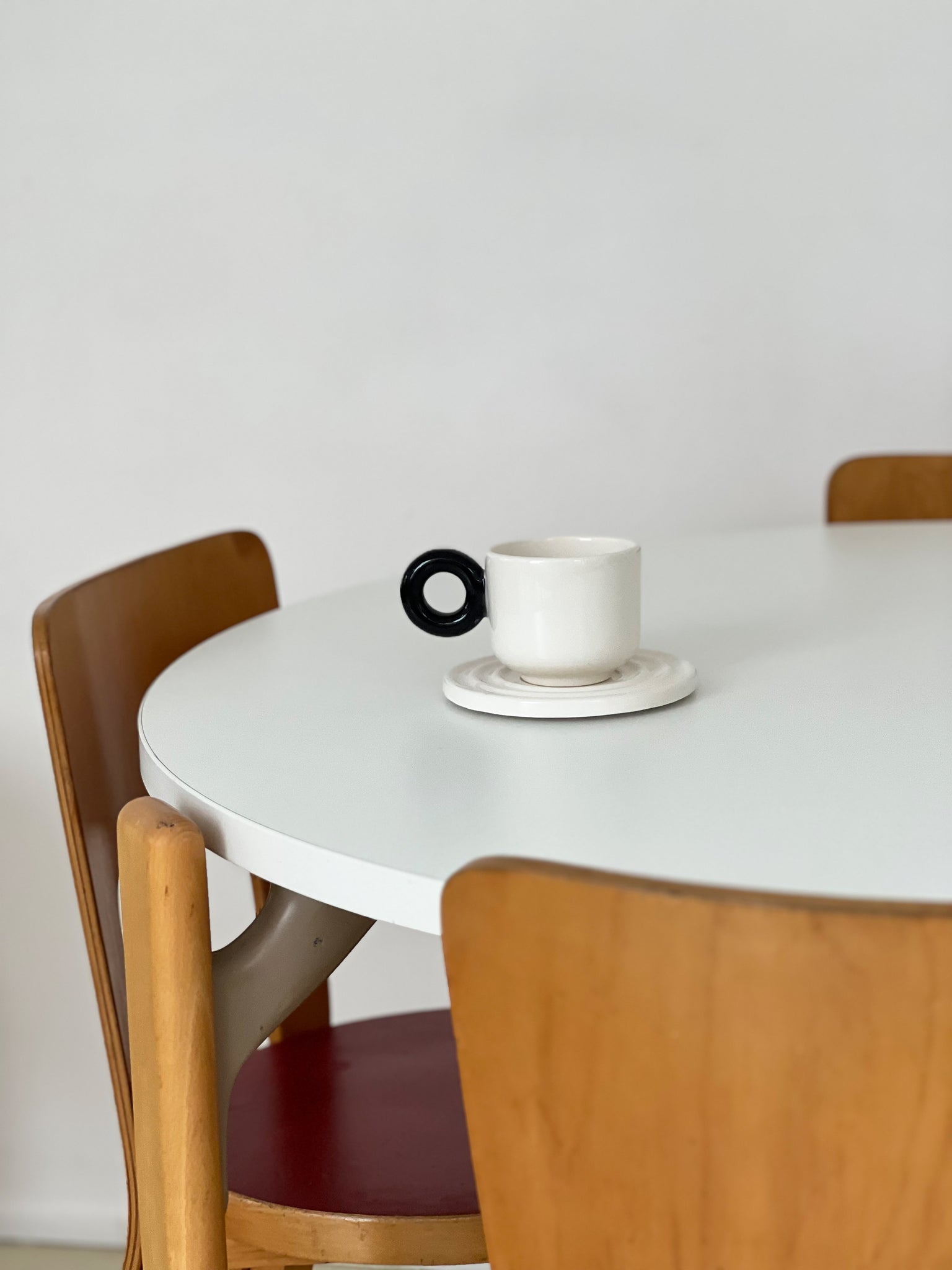 1970s Bruno Rey Round Dining Table – Home Union NYC