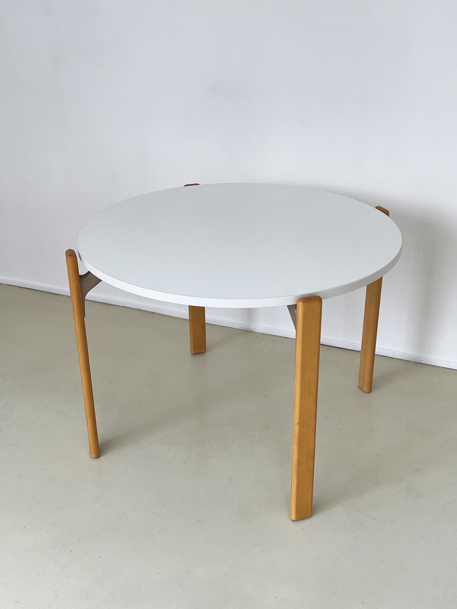 1970s Bruno Rey Round Dining Table – Home Union NYC