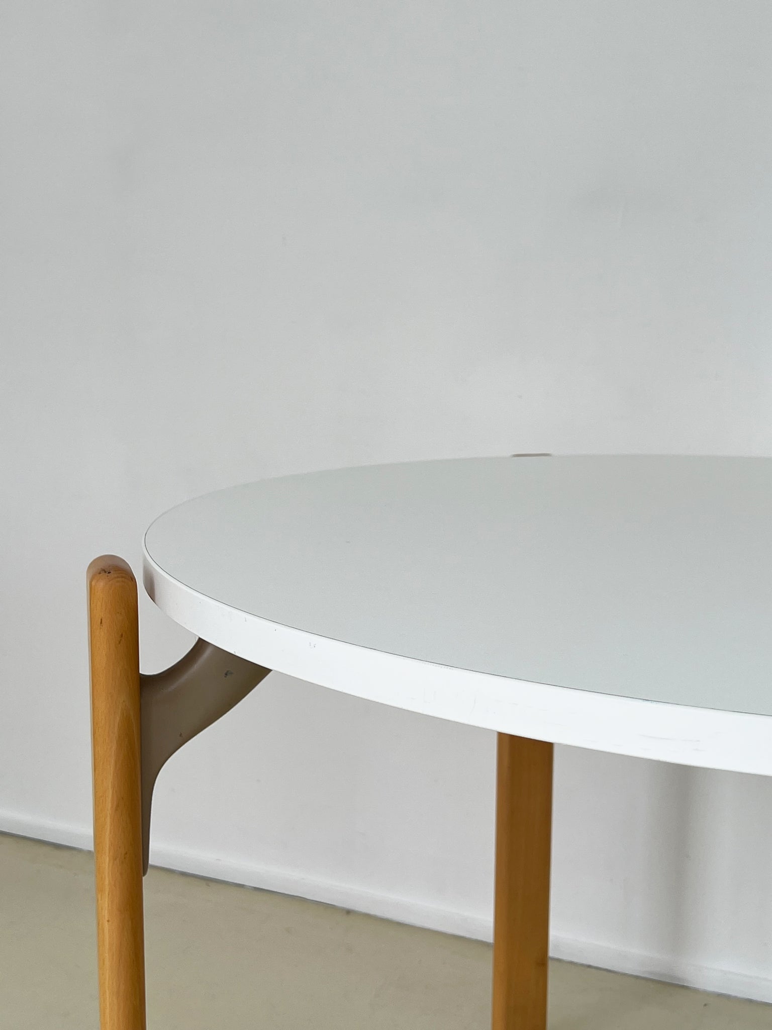 1970s Bruno Rey Round Dining Table – Home Union NYC
