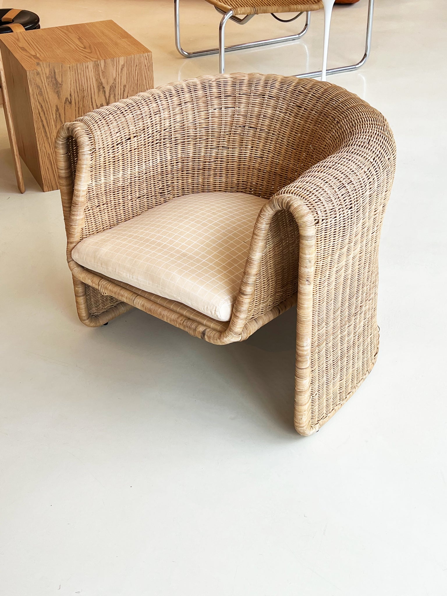 1970s Curved Rattan Lounge Chair