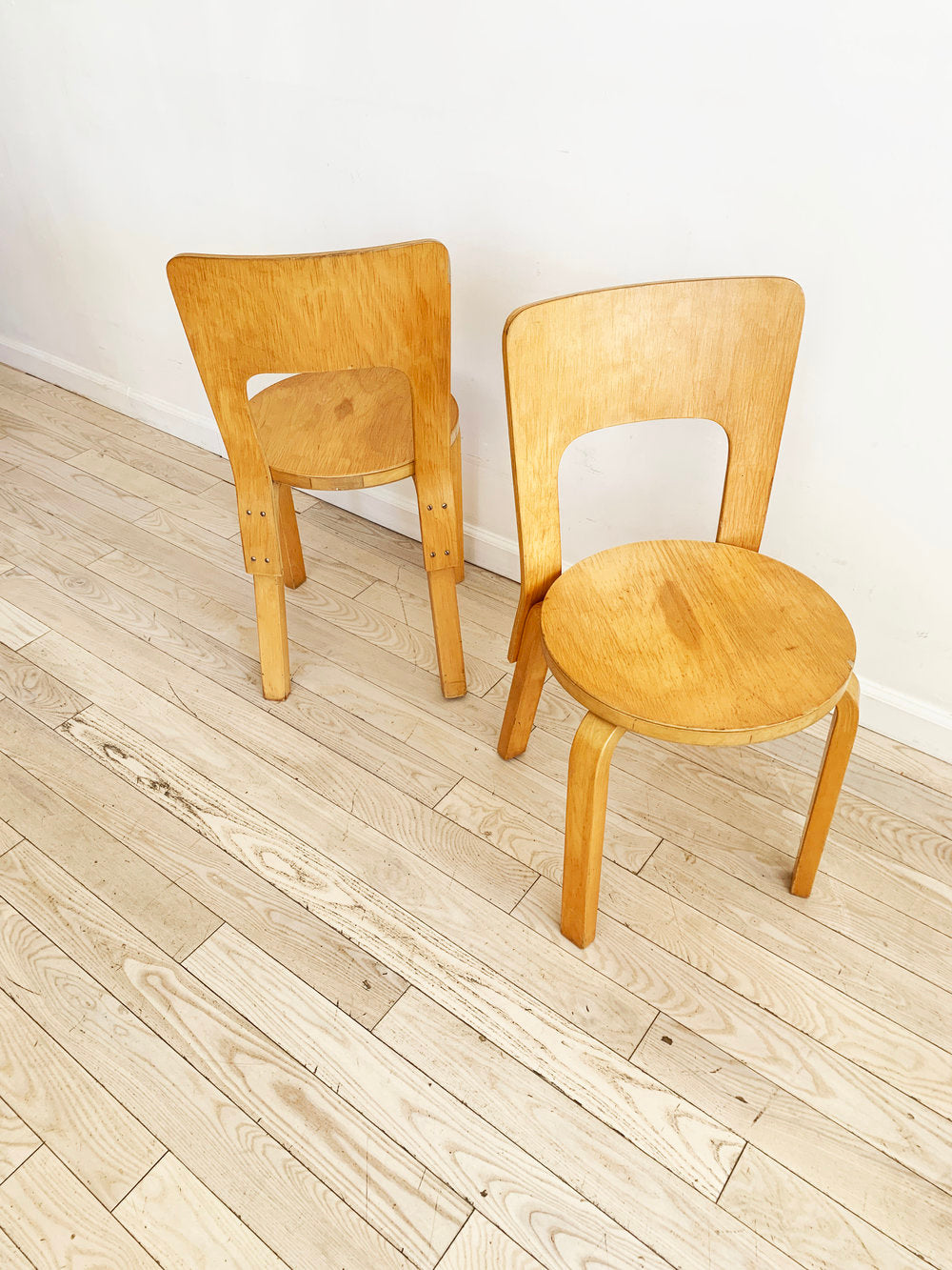 Mid Century Pair of Alvar Aalto Model 66 Chairs for Artek