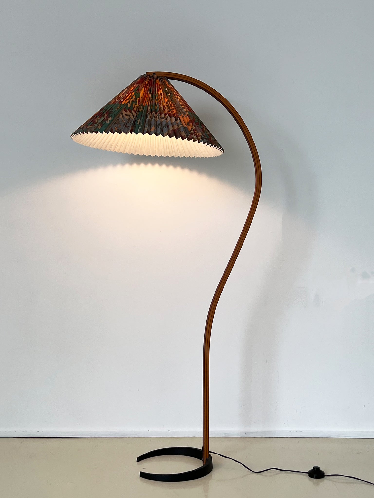 Vintage Printed Pleated Bent Teak Caprani Floor Lamp, Denmark