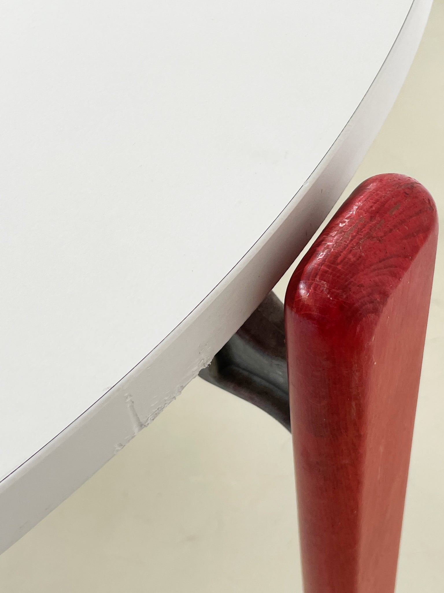1970s Bruno Rey Round Dining Table – Home Union NYC