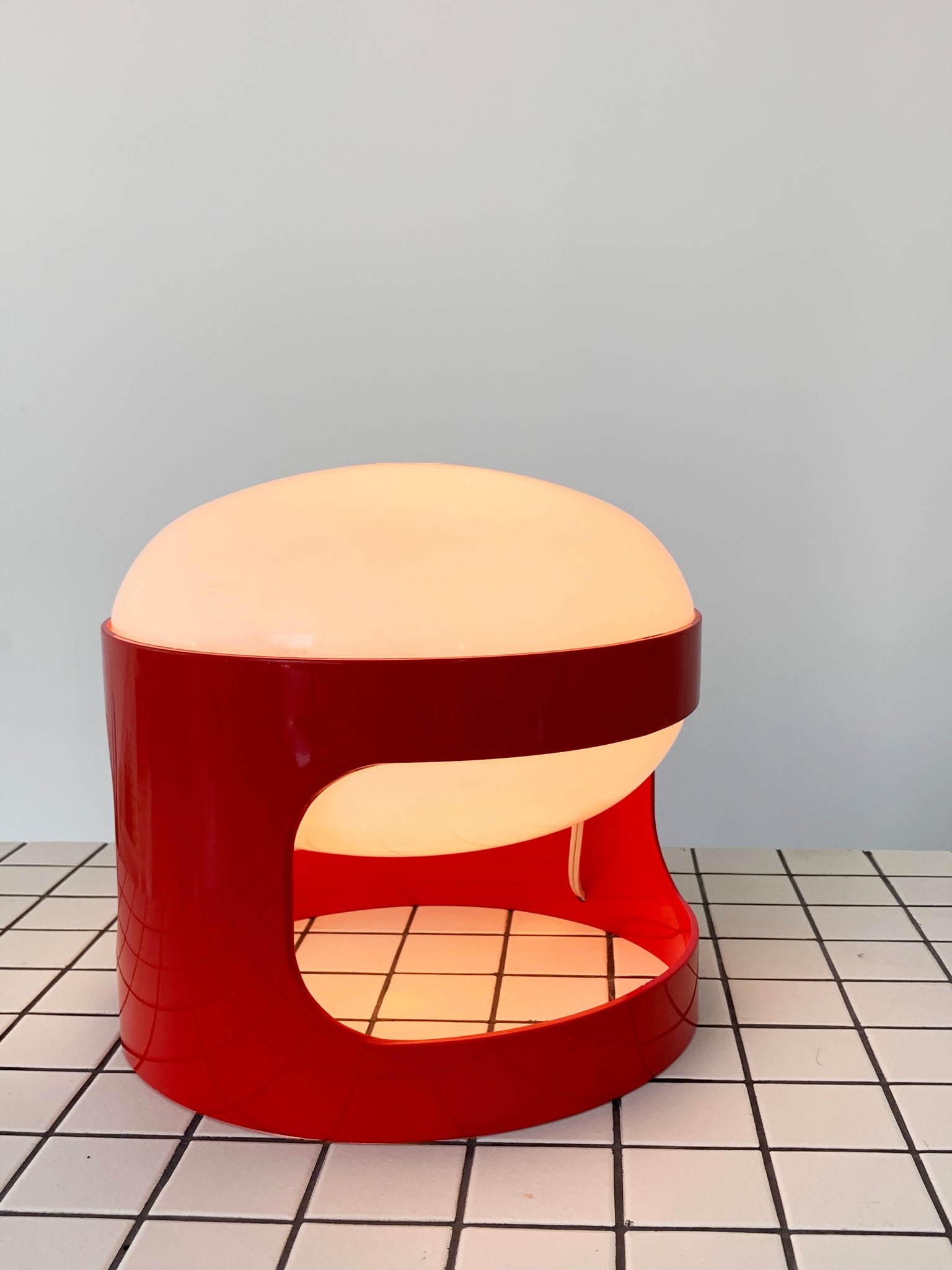 1960s Red Kartell KD28 Table Lamp by Joe Colombo, Italy – Home Union NYC
