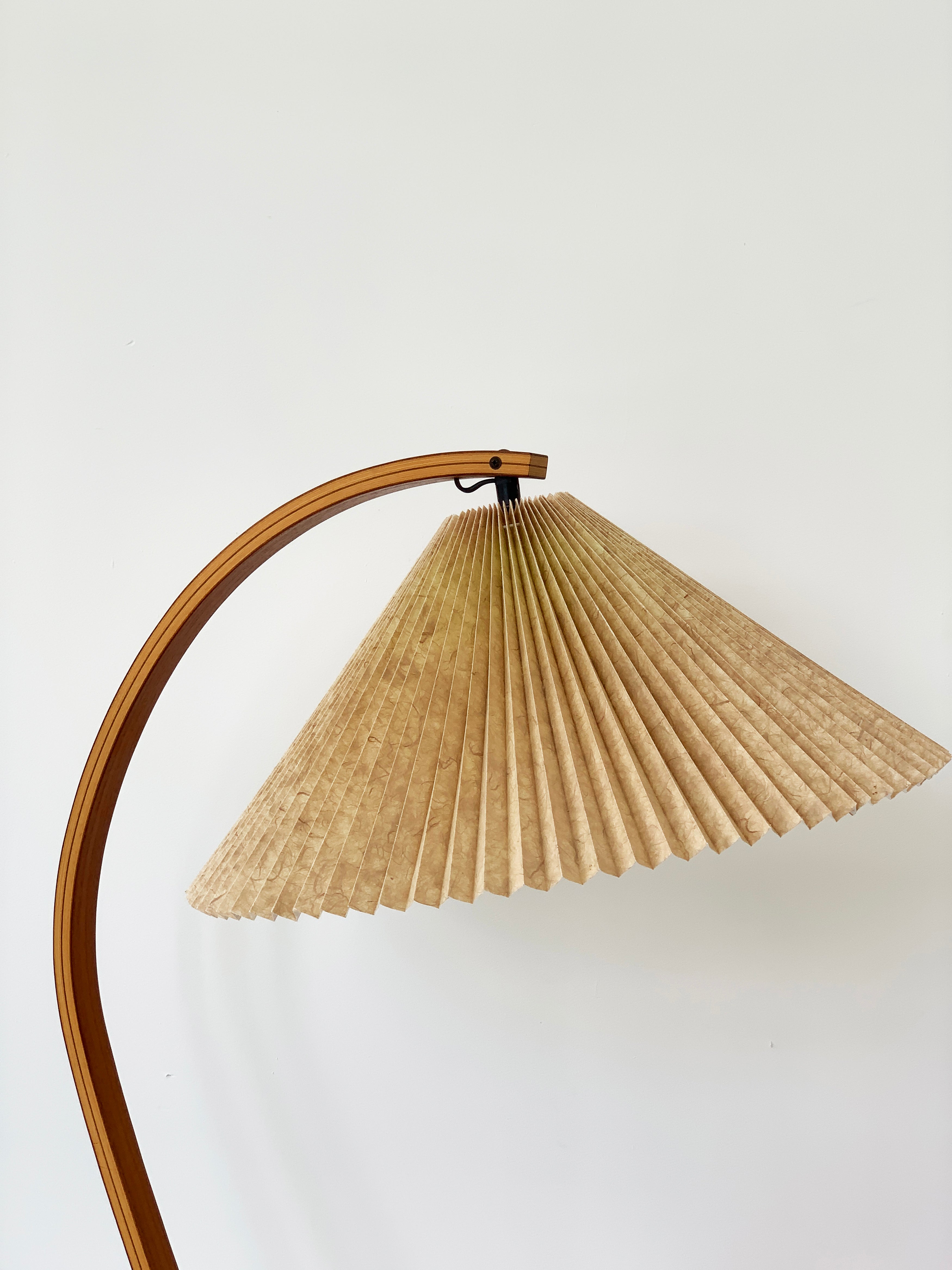 1970s Danish Bent Teak Caprani Floor Lamp – Home Union NYC