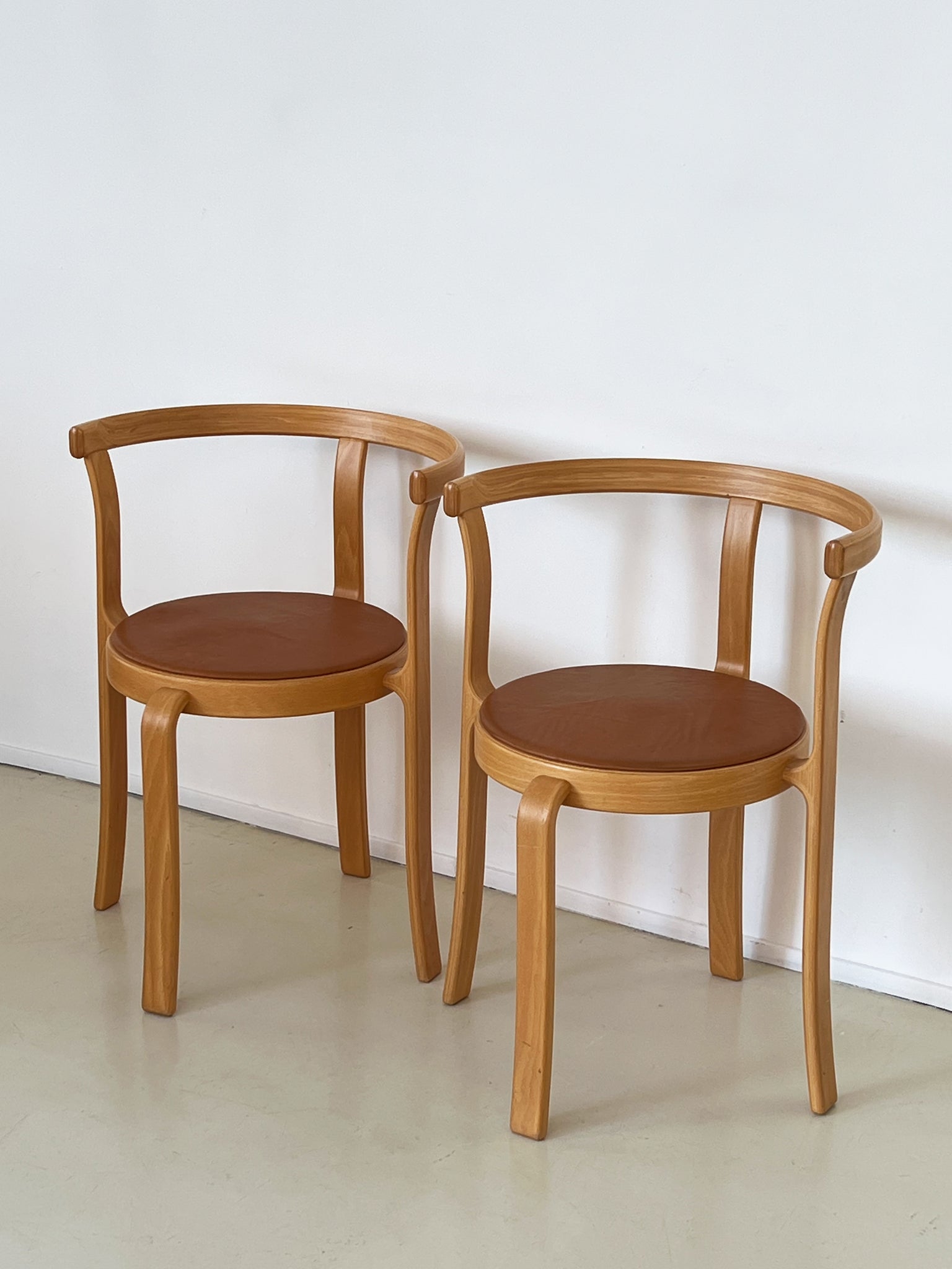 Pair of Series 8000 1980s Beechwood and Leather Dining Chairs, Denmark