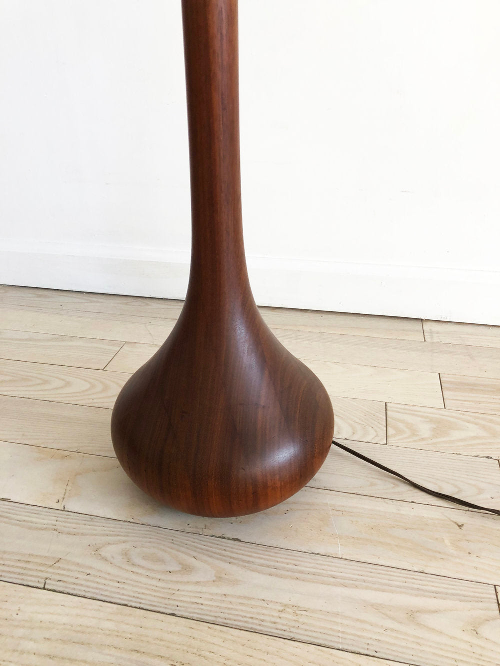 Mid Century Danish Teak Teardrop Floor Lamp – Home Union NYC