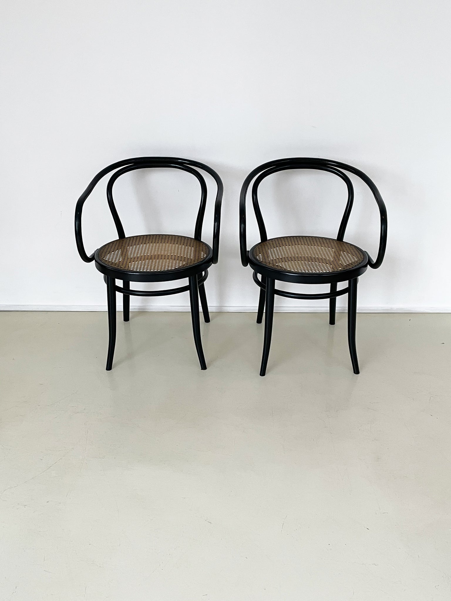 1960s Handcaned Thonet 209 Chairs - Pair of 2