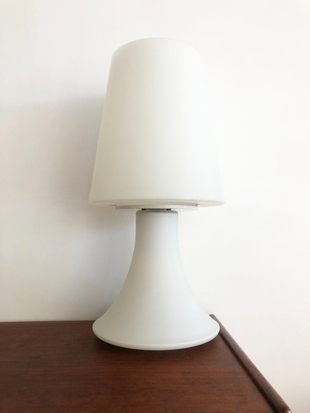 1960s Super Rare Tiered Frosted Glass Laurel Lamp