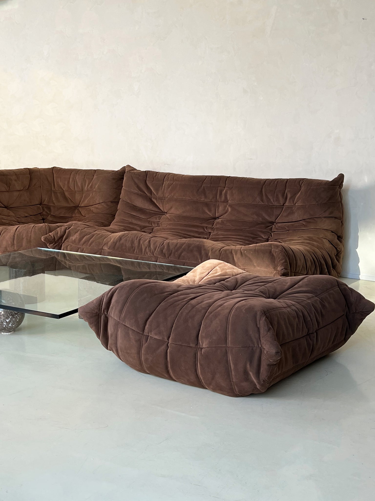 Original brown leather Togo seating group by Michel Ducaroy for