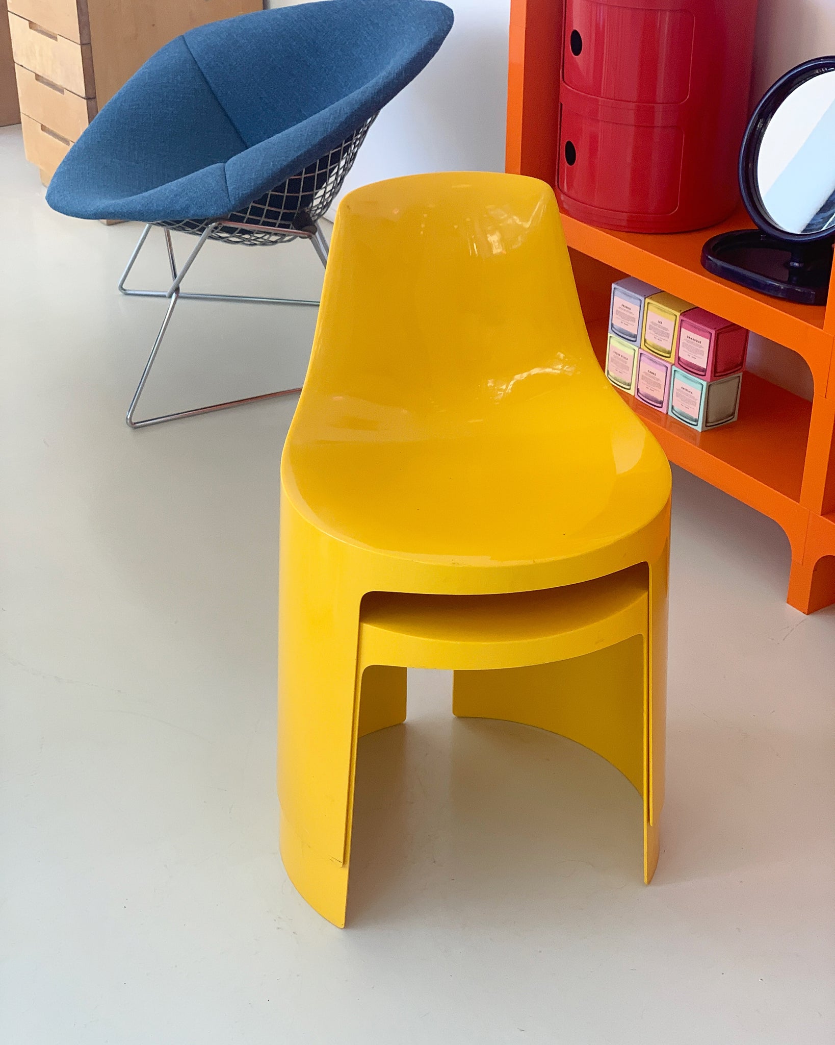 Yellow 1970s Umbo Stacking Chairs by Kay LeRoy Ruggles - Single