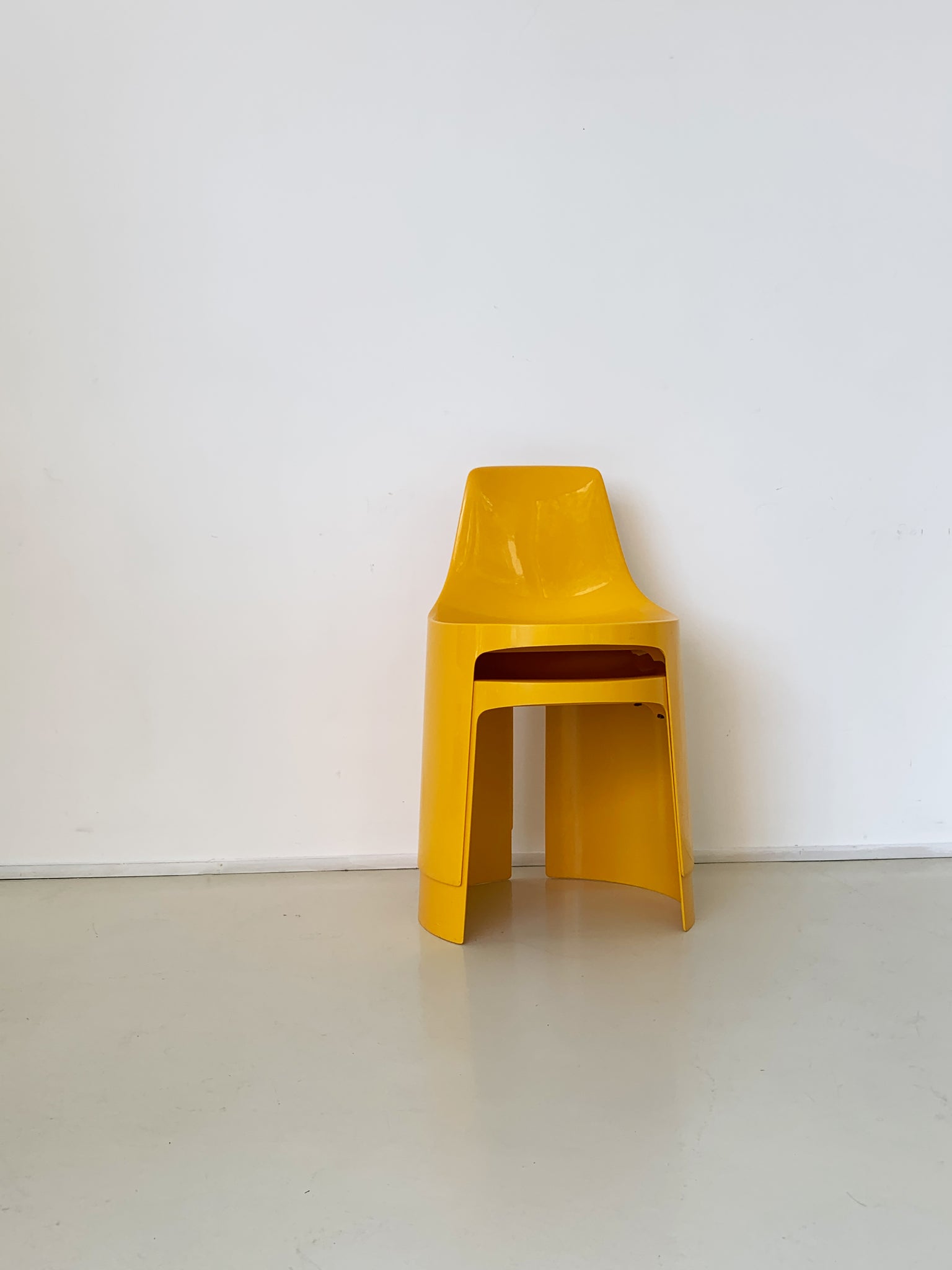 Yellow 1970s Umbo Stacking Chairs by Kay LeRoy Ruggles - Single